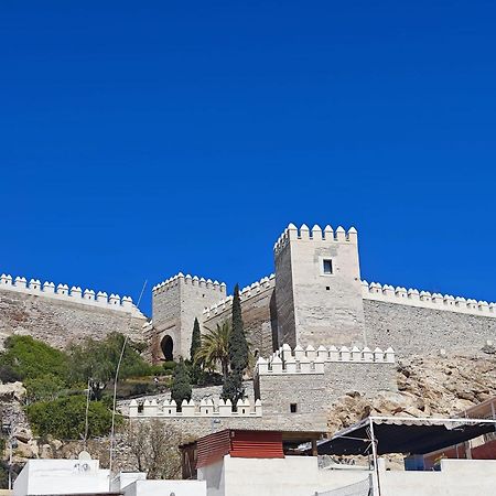 Casita La Paloma Bonita Del Pescador Hasta 5 Personas En El Casco Antiguo La Medina Centro Almeria Bajo Alcazaba Terraza Buena Vista Parking Privado Y Sabanas En Opcion Exteriör bild