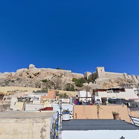 Casita La Paloma Bonita Del Pescador Hasta 5 Personas En El Casco Antiguo La Medina Centro Almeria Bajo Alcazaba Terraza Buena Vista Parking Privado Y Sabanas En Opcion Exteriör bild