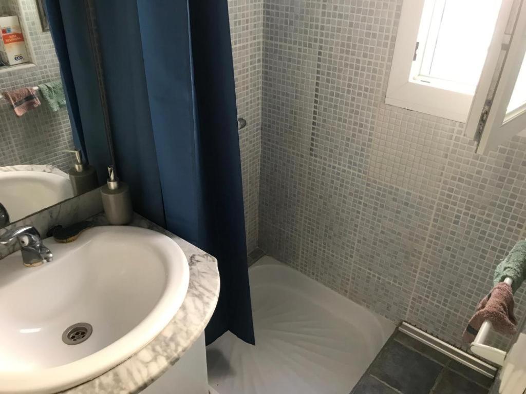 Casita La Paloma Bonita Del Pescador Hasta 5 Personas En El Casco Antiguo La Medina Centro Almeria Bajo Alcazaba Terraza Buena Vista Parking Privado Y Sabanas En Opcion Exteriör bild
